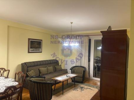 Na prodaju je izuzetan, trosoban stan na Limanu 4