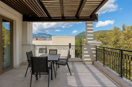 Luxury Apartment for Sale – Porto Montenegro, 1-Bedroom with Marina View
