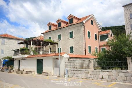 Kamena vila na obali mora – Meljine, Herceg Novi