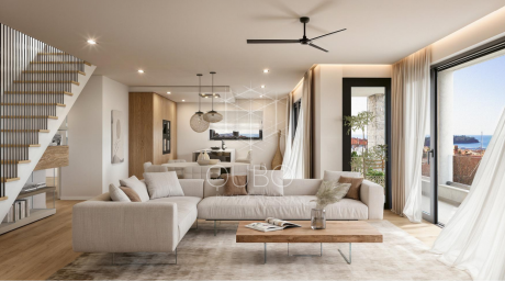 Rovinj — Ekskluzivan penthouse stan s panoramskim pogledom na more i privatnom krovnom terasom