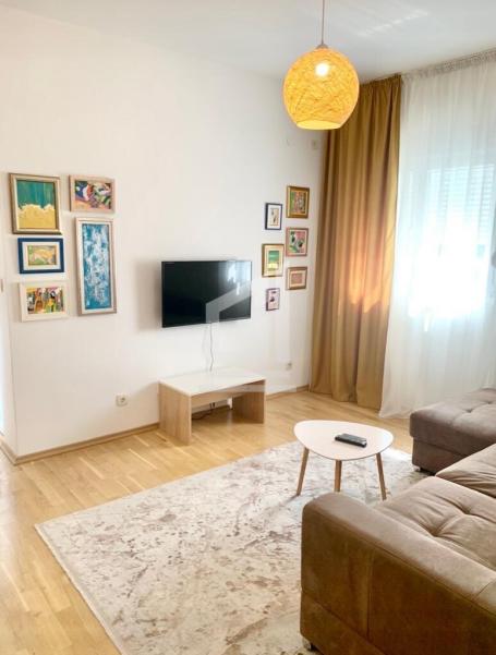 Stan 45 m² na Izdavanje – Blok Ix, Podgorica