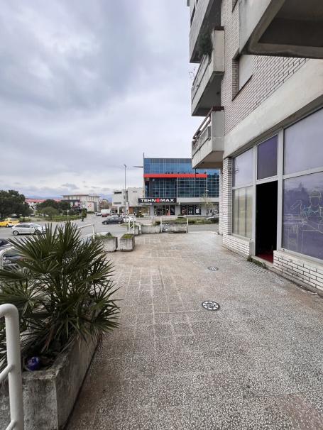 Poslovni prostor 125 m² na Izdavanje – Stari Aerodrom, Podgorica