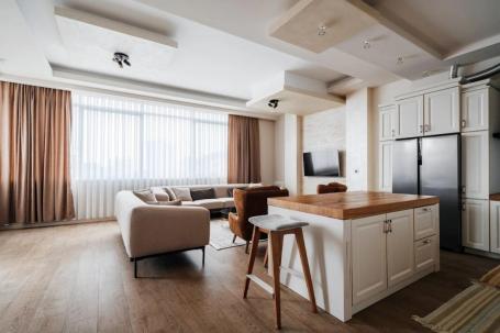 Stan 120 m² na Prodaju – Centar, Budva
