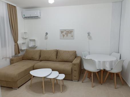 Stan 24 m² na Prodaju – Autobuska Stanica, Podgorica