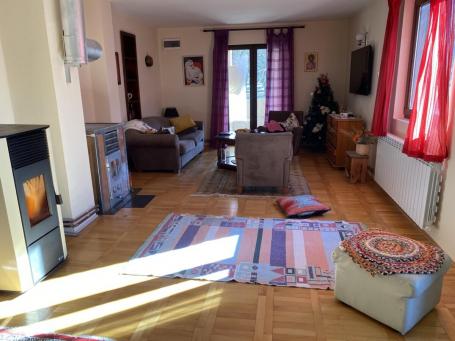 Stan 153 m² na Prodaju – Centar, Kolašin