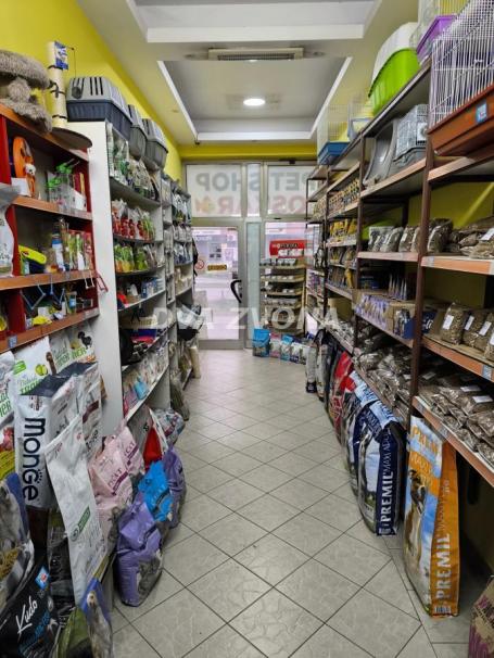Izdaje se lokal – Hadži Ruvimova, Novi Sad