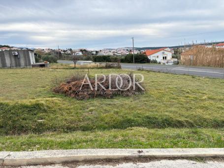 Otok Rab, Barbat, zemljište pravilnog oblika