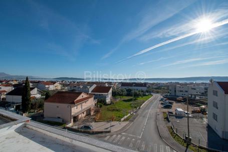 Prodaja, 3soban penthouse, novogradnja K. Novi, garaža, lift