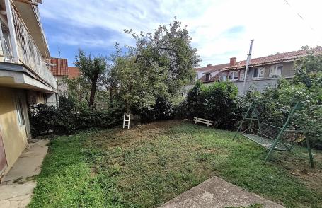 Kaluđerica, ul. Stevana Sinđelića, stan sa dvorištem, useljiv, uknj . . 