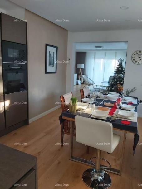 Kuća Pješčana Uvala, Vila s apartmanima blizu mora