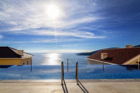 One bedroom apartment 72m2 with sea view - Luštica Bay