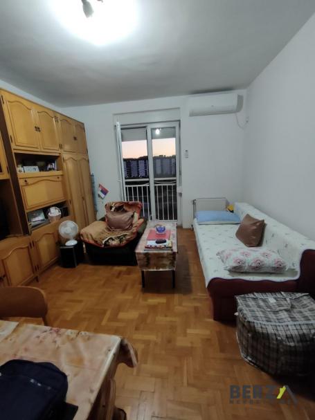 NAMEŠTEN JEDNOSOBAN STAN NA ODLIČNOJ LOKACIJI, NOVA DETELINARA