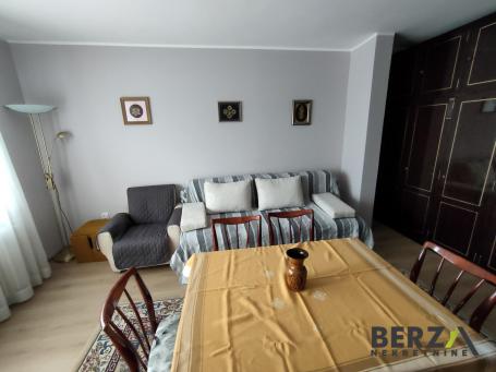 RENOVIRAN PORODIČAN TROSOBAN STAN NA GRBAVICI