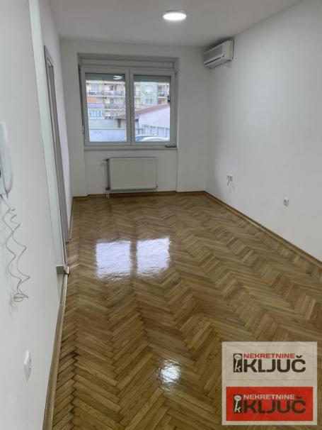 GRBAVICA, 30m2, Jednoiposoban, Renoviran