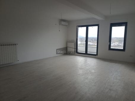 Novogradnja u centru, bez provizije