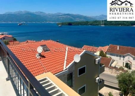 Na prodaju trosoban stan u novogradnji Tivat