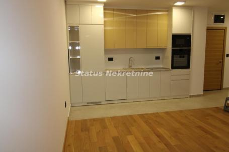 Branka Bajića-Nov Neuseljavan stan  sa GM u cenu-065/3858-888