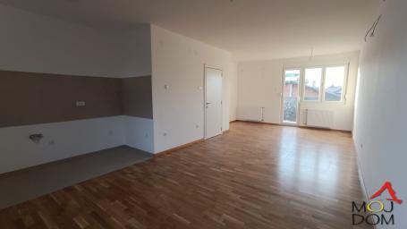 NOVI SAD - ADICE - ČETVOROSOBAN STAN - 89 m2 - 169,950€