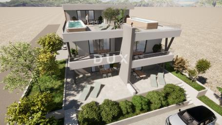 ŠIBENIK, VODICE – Stan na prvom katu s terasom