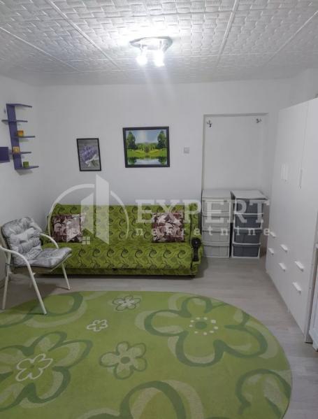 Izdaje se garsonjera u Duvaništu, 25m2!