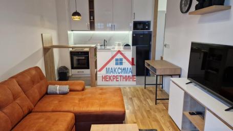 Izdavanje, Garsonjera, 30m2 , Novo Naselje