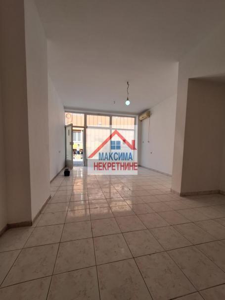 Izdavanje, Poslovni prostor, 40m2 , Podbara