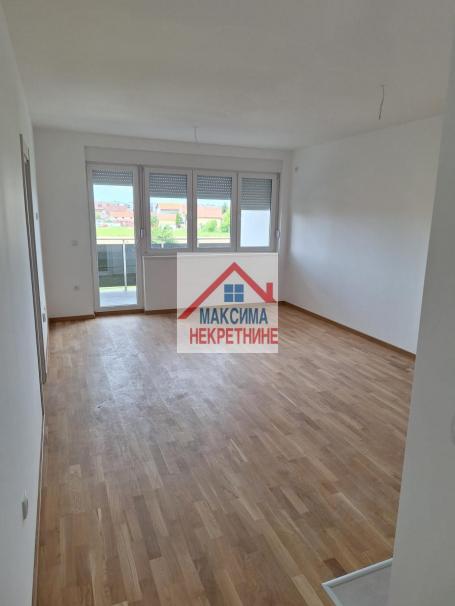 Prodaja, Stan, 76m2 , Adice