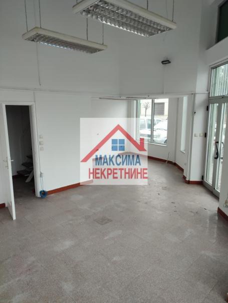 Višenamenski poslovni prostor na Salajci