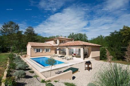 Haus Eine Villa mit Swimmingpool zum Verkauf, in der Nähe von Labin