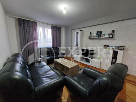 Izdaje se trosoban stan kod DIF-a, 68m2