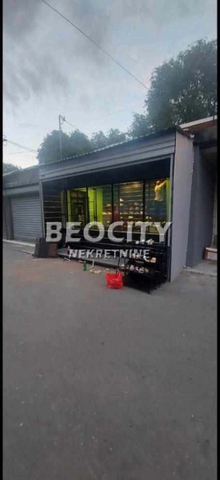Zvezdara, Cvetkova pijaca, Bulevar kralja Aleksandra, 1.0, 14m2, 49000EUR Lokal na odlicnoj lokaciji