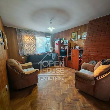 Kuća 111 m², plac 29 ari, 1300 kaplara, Lazarevac