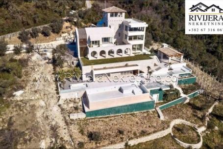 Veličanstvena vila na prodaju Donja Lastva Tivat