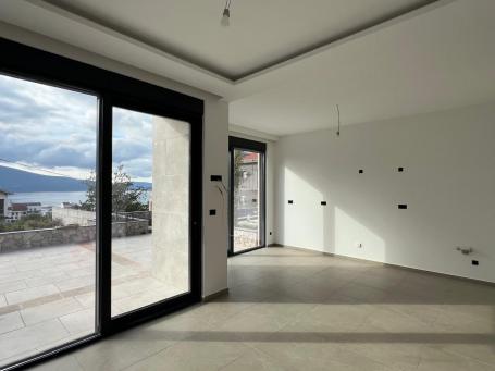 Prodaja, Stan, 124m2 , Tivat