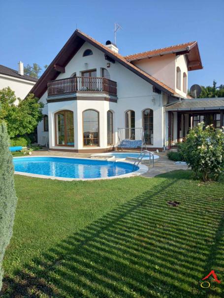 SREMSKA KAMENICA - POPOVICA - KUćA - 336 m2 - 677,750€