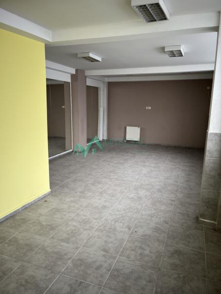  Višenamenski poslovni prostor na Telepu 