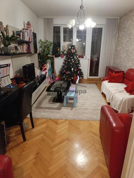 Duplex na Karaburmi