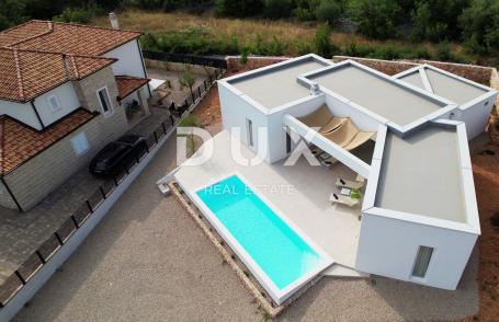 OTOK KRK, LINARDIĆI - Luksuzna moderna prizemnica s bazenom i pogledom na more
