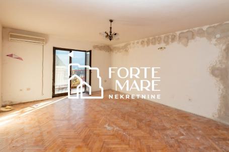 Nekretnine Crna Gora, Herceg Novi, Gomila
