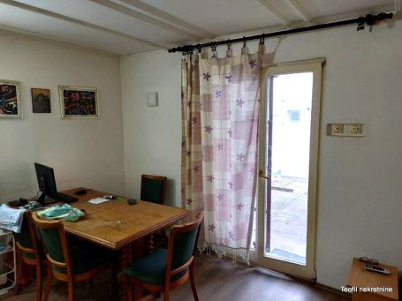 ZEMUN ZEMUN - SAVE KOVAČEVIĆA 32m2 , 72000e