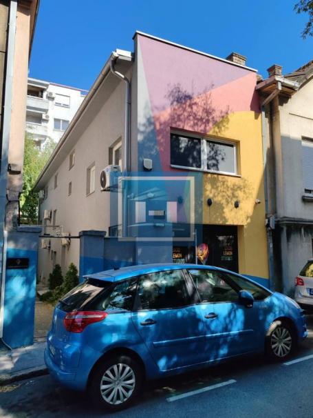 Botanicka bašta, 72m², renoviran