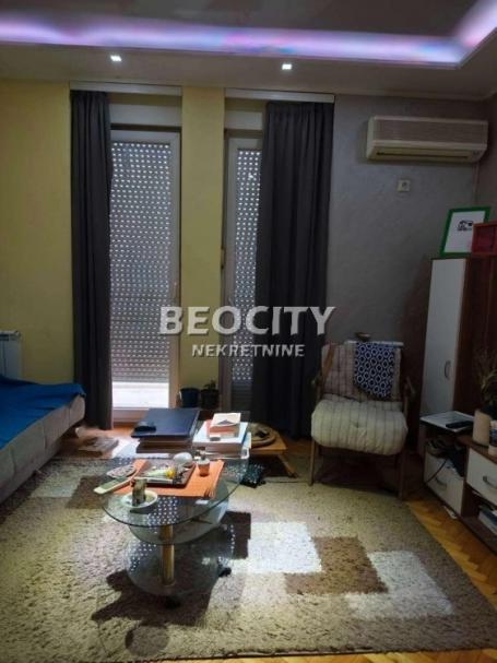 Novi Sad, Železnička Stanica, Bulevar Kralja Petra , 1.0, 24m2, 82500EUR