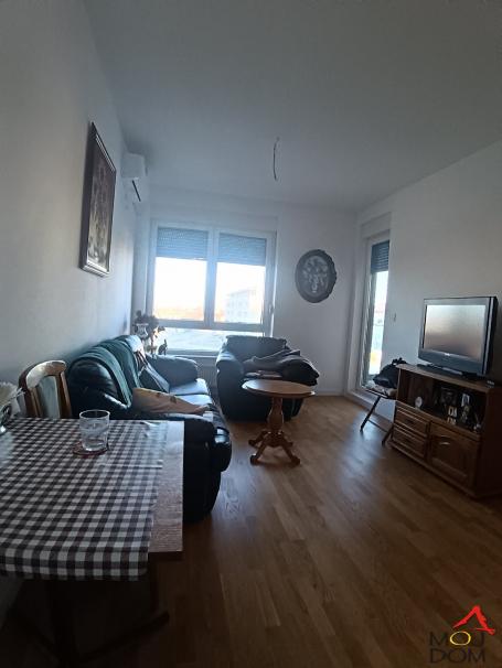 NOVI SAD - ŠARENGRAD - DVOSOBAN STAN - 42 m2 - 154,500€