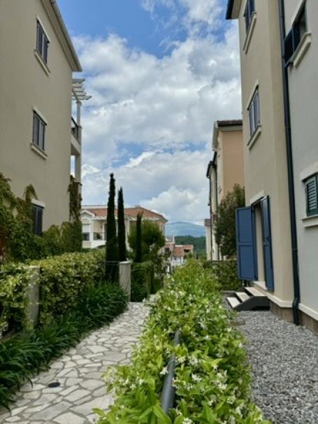 Prodaja, Stan, 85m2 , Tivat