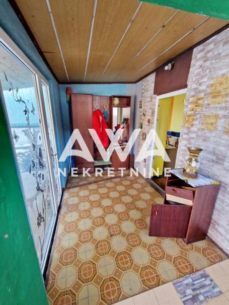 Dvorišni trosoban stan Svetozar Miletić, 74 m²