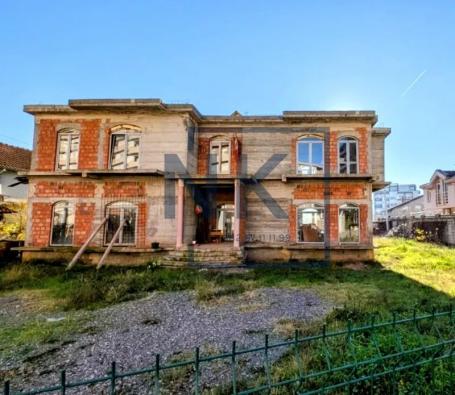 Prodaja | Poslovni prostor | 620m² | Podgorica, Central Point