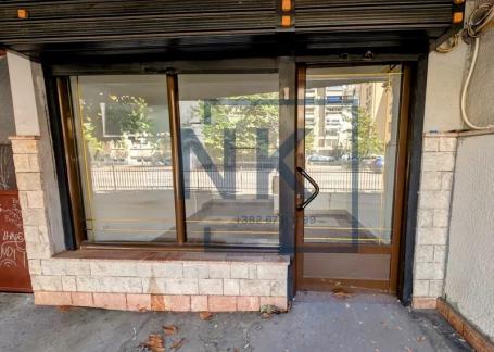 Najam/Izdavanje | Poslovni prostor | 15m2 | Podgorica, Blok 7