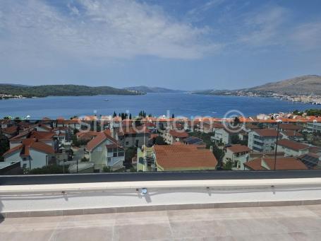Prekrasan penthouse apartman s pogledom u novogradnji, Okrug Gornji