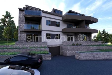 Penthouse s pogledom na more, Gradac