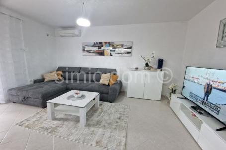 Namješteni apartman u Okrugu Gornjem, Čiovo